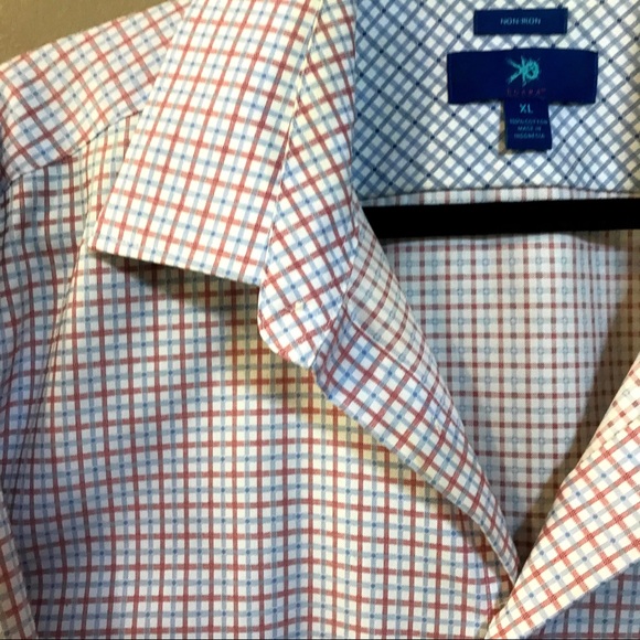 Egara Non Iron Button Down square plaid - Picture 4 of 7